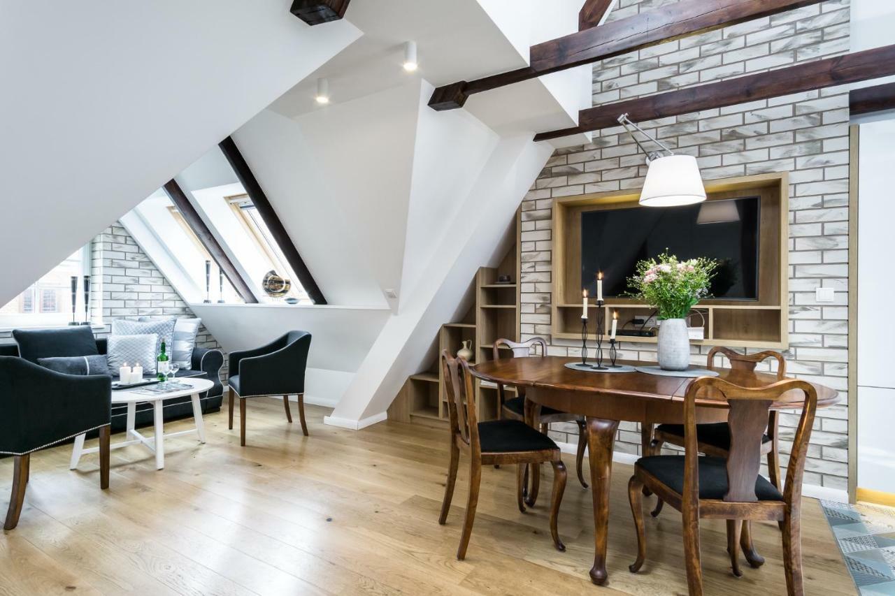 Elite Apartments Old Town Straganiarska กดัญสก์ ภายนอก รูปภาพ