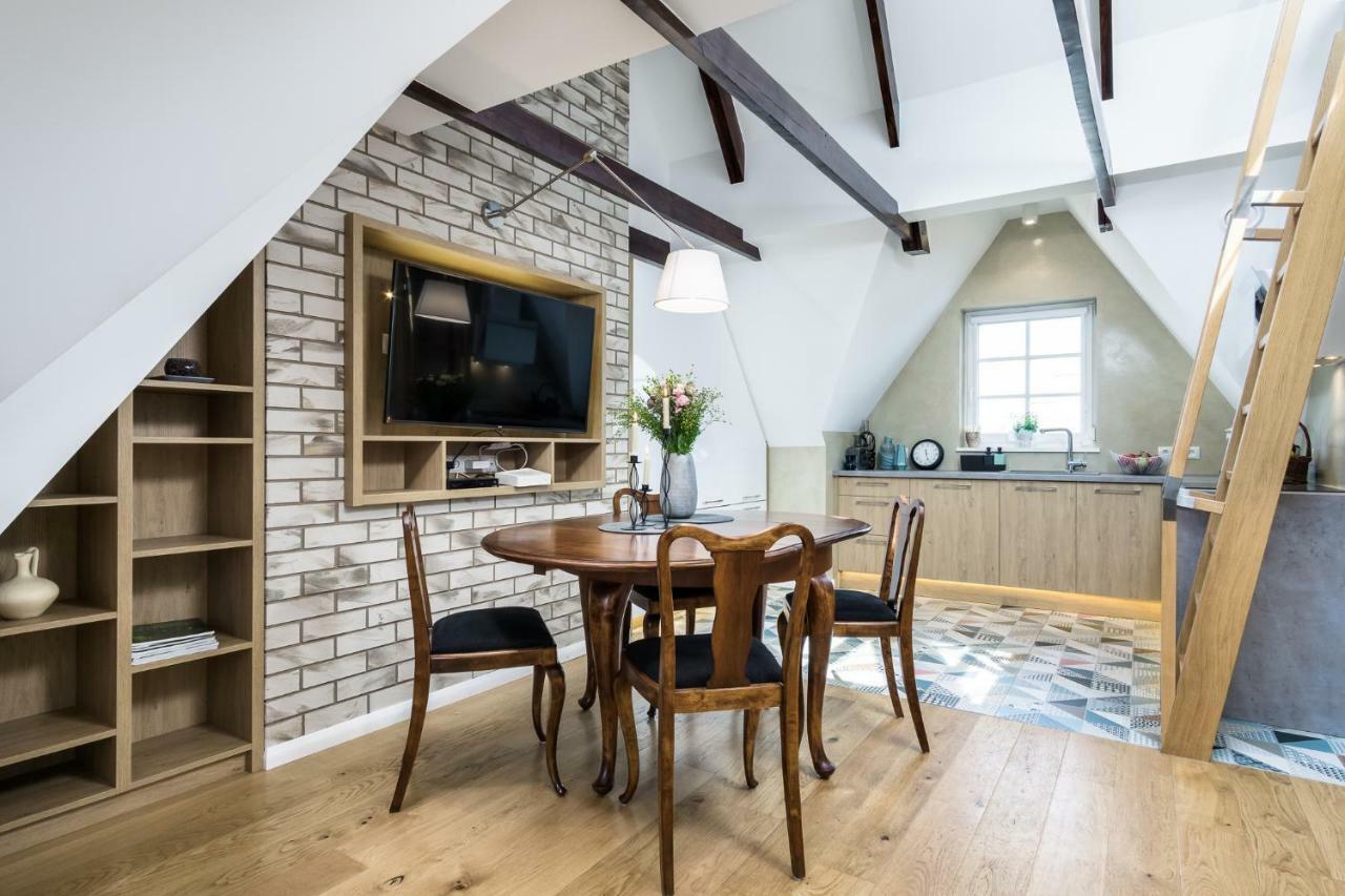 Elite Apartments Old Town Straganiarska กดัญสก์ ภายนอก รูปภาพ